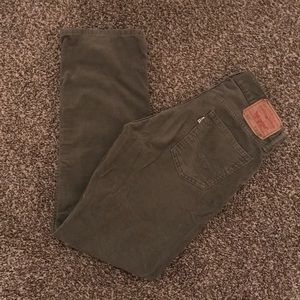 Levi’s pants